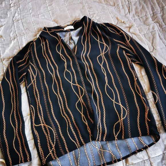 Aritzia BABATON Power Blouse ~ S (Small) ~ like new - Picture 6 of 6